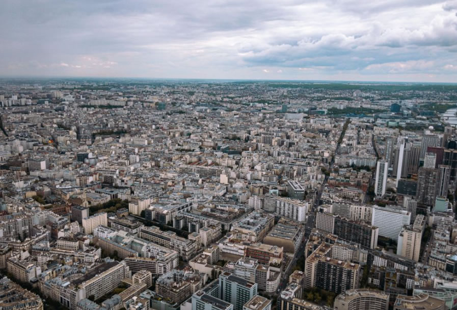 Los Mejores Barrios para Alojarse en París (Con Pros y Contras)