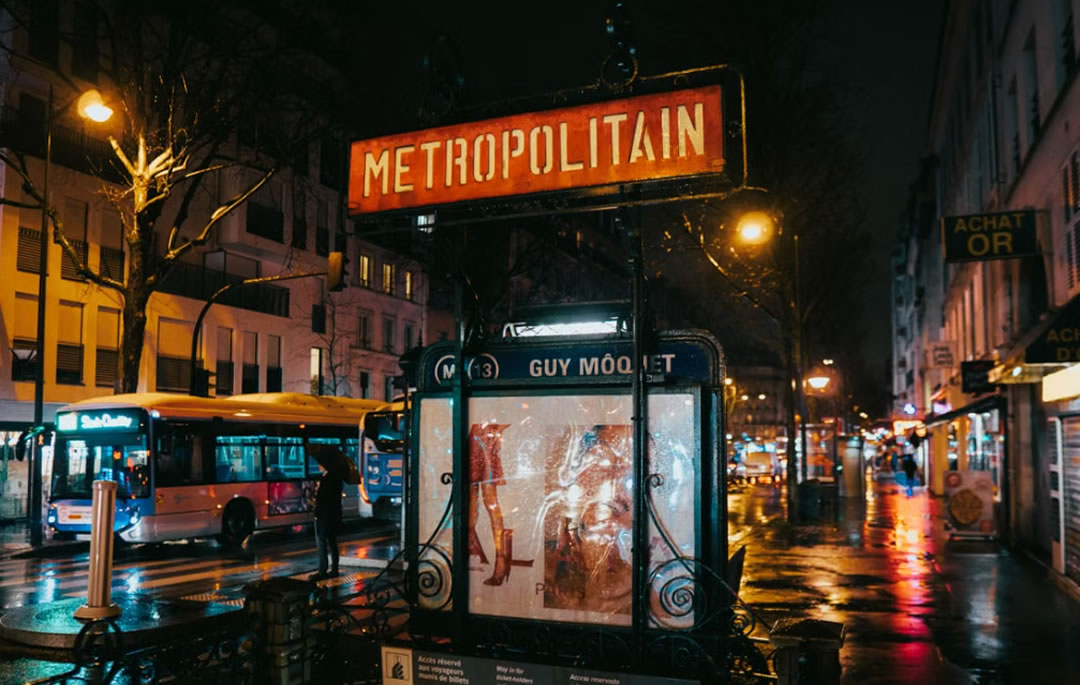 Guía Completa de Transporte en París: Metro, RER y Autobuses